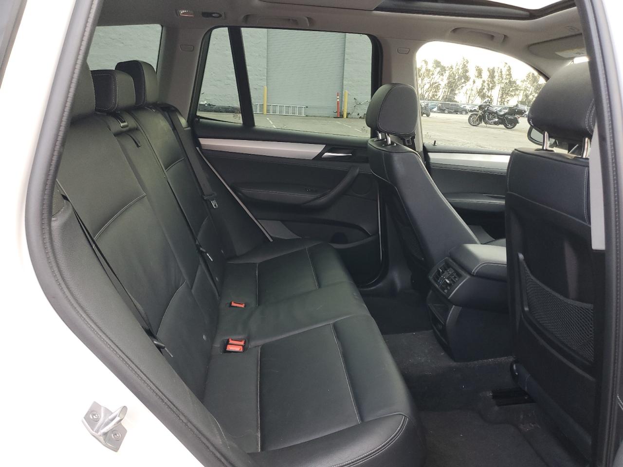 2015 BMW X3 - Image 10