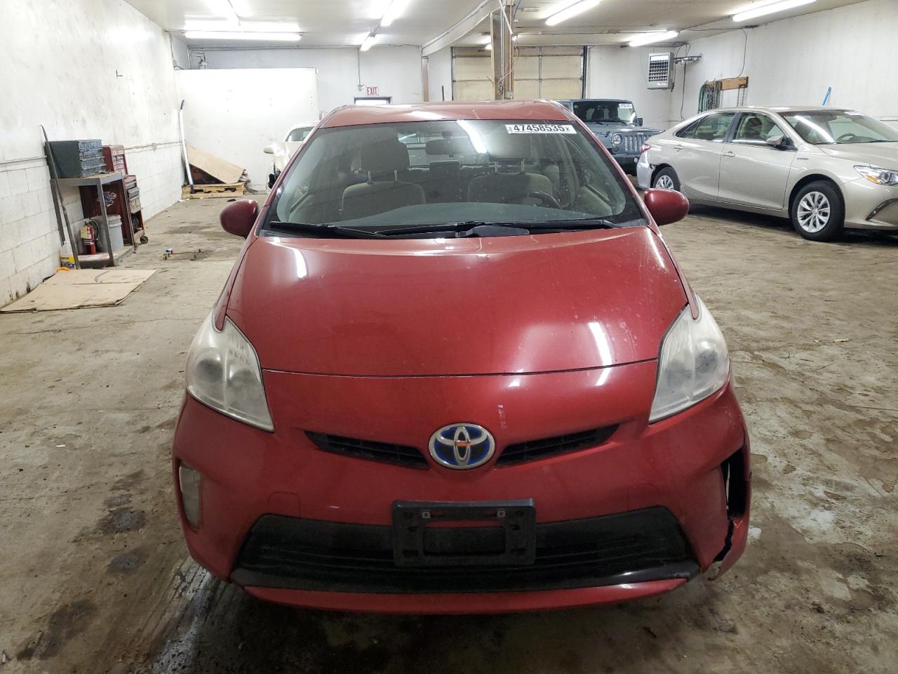 2012 Toyota Prius - Image 5