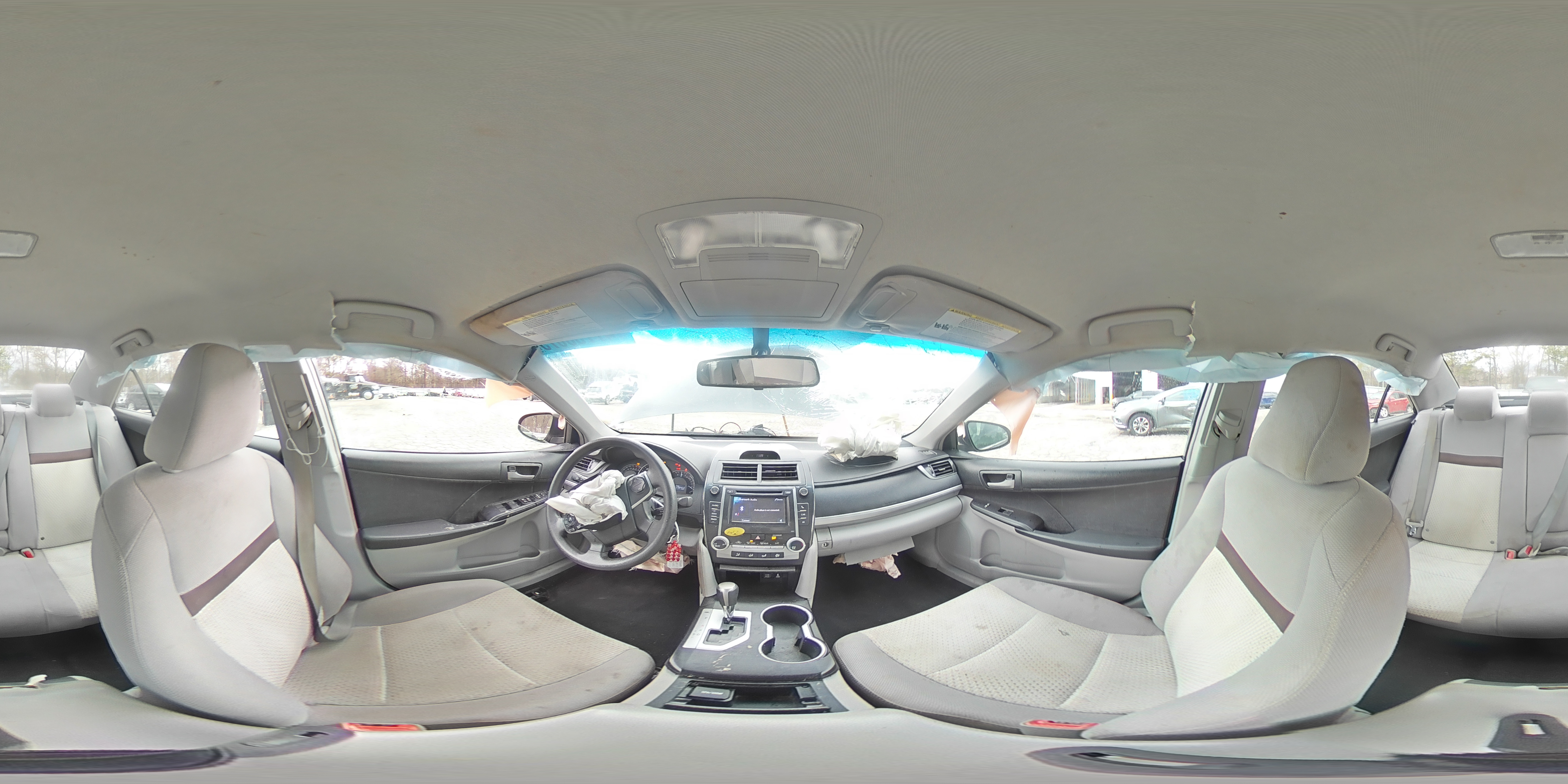 2012 Toyota Camry - Image 14