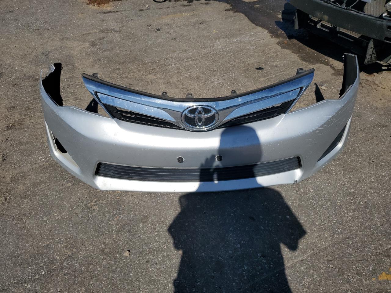 2012 Toyota Camry - Image 12