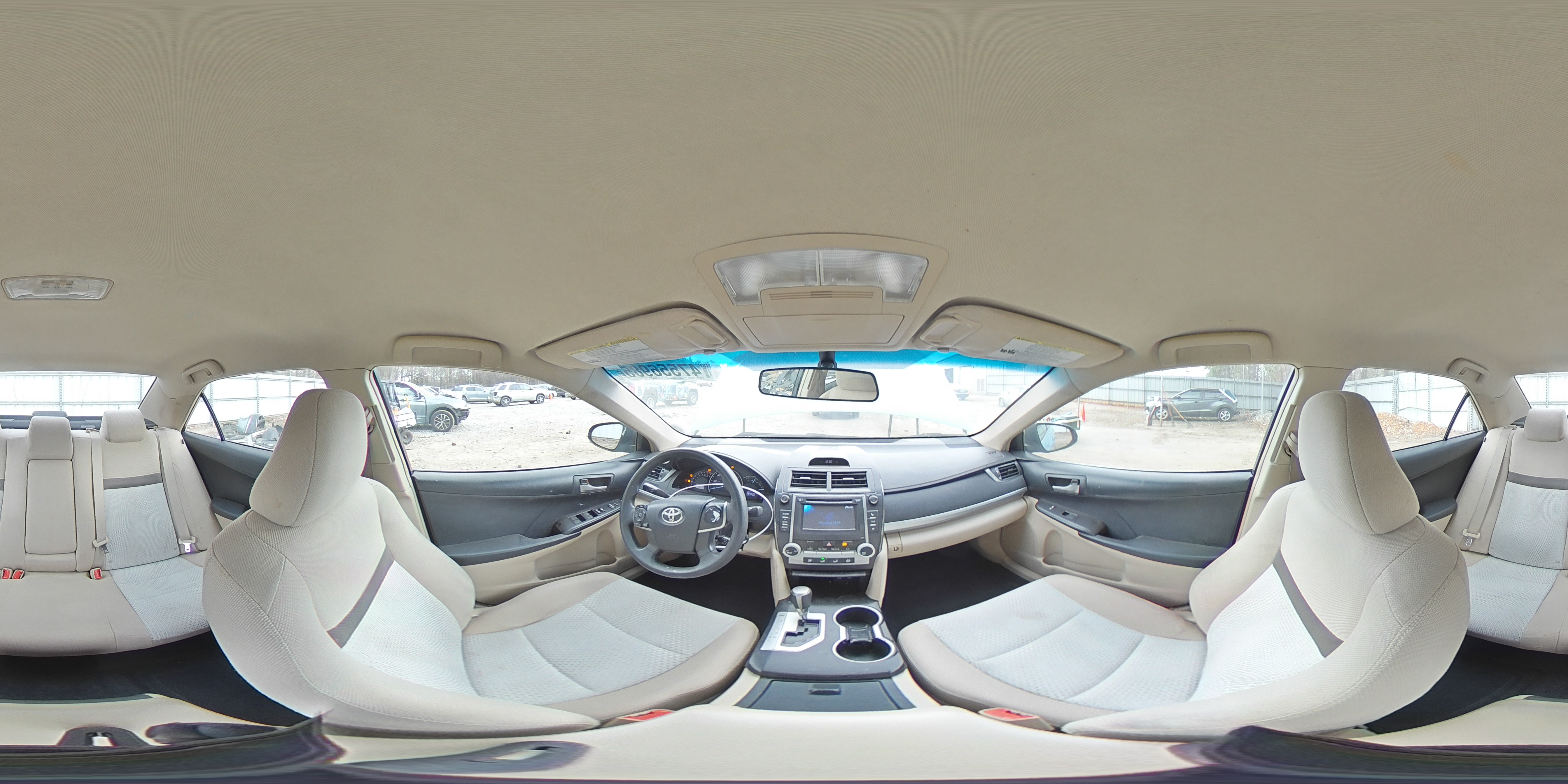2012 Toyota Camry - Image 14