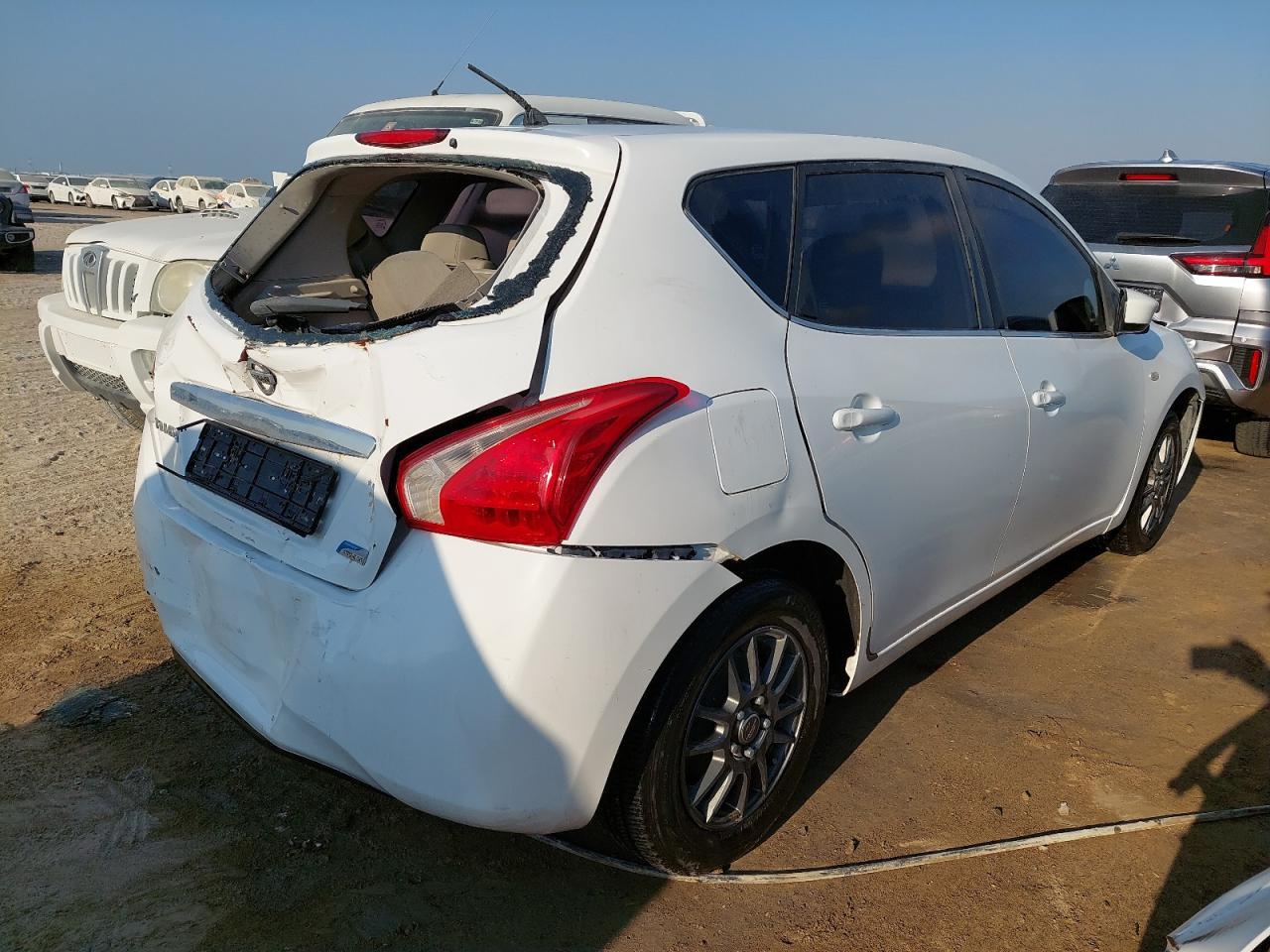 MNTBC2C93G6009006 - 2016 Nissan TIIDA - #48086125