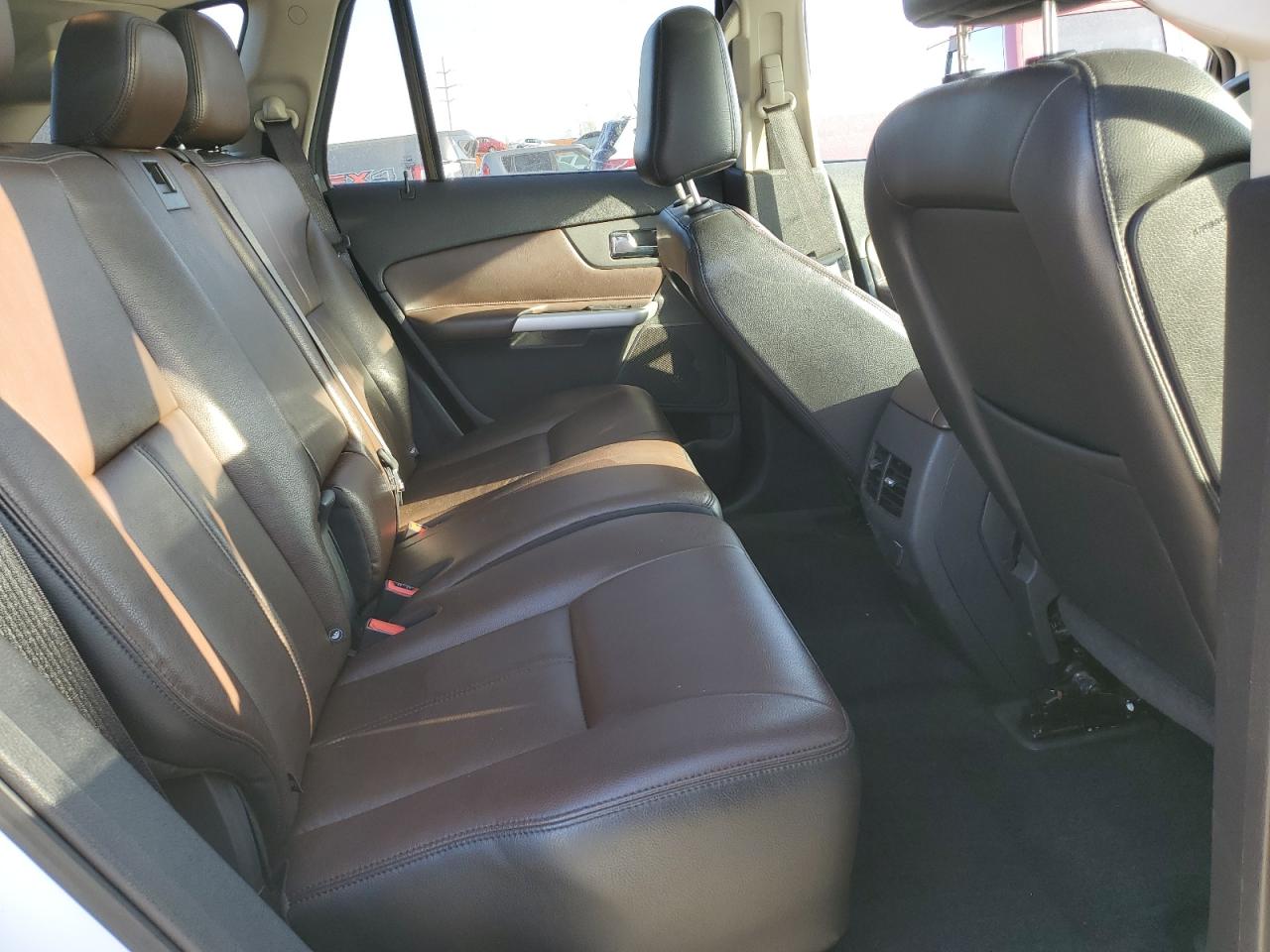 2011 Ford Edge - Image 11