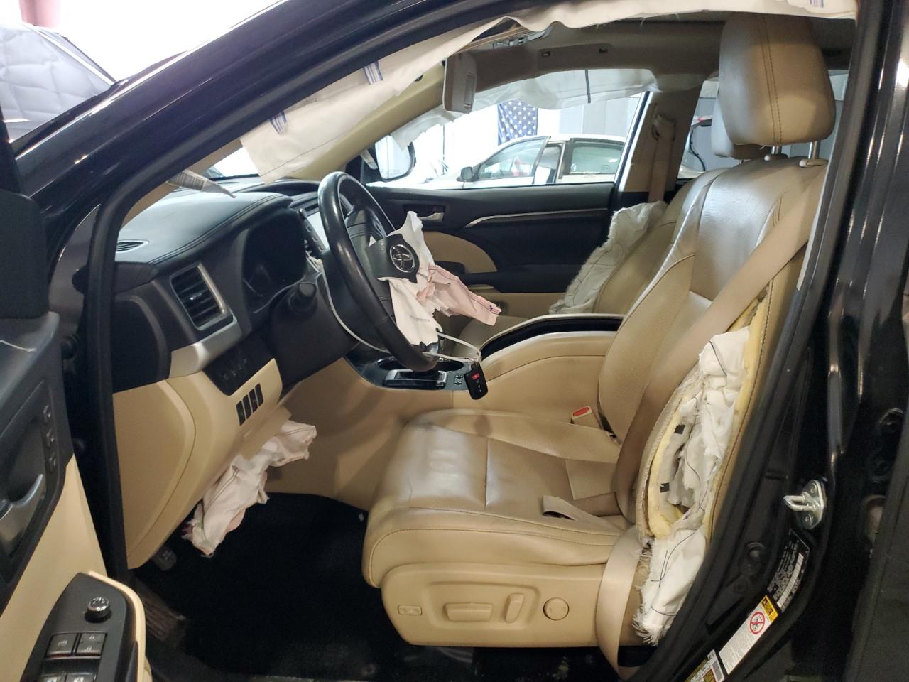 2015 Toyota Highlander - Image 7
