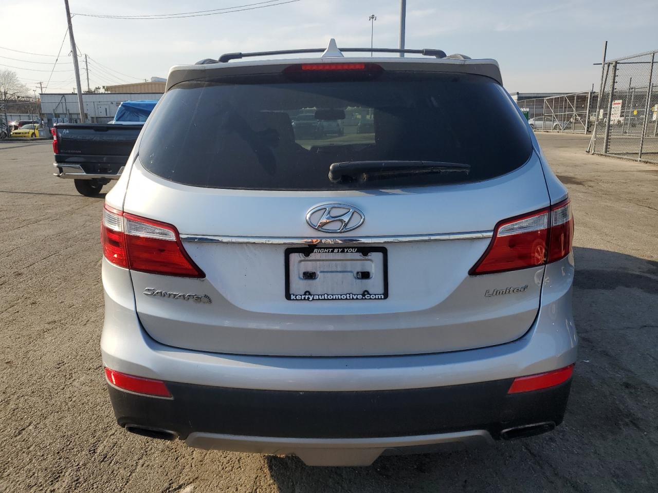 2014 Hyundai Santa Fe - Image 6