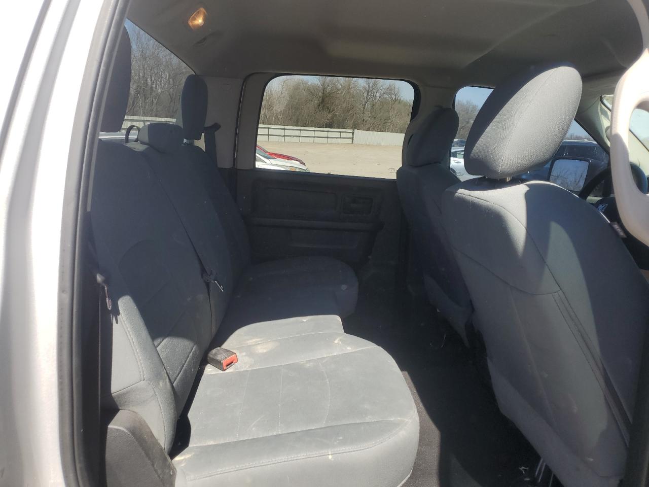 2016 RAM 1500 - Image 10