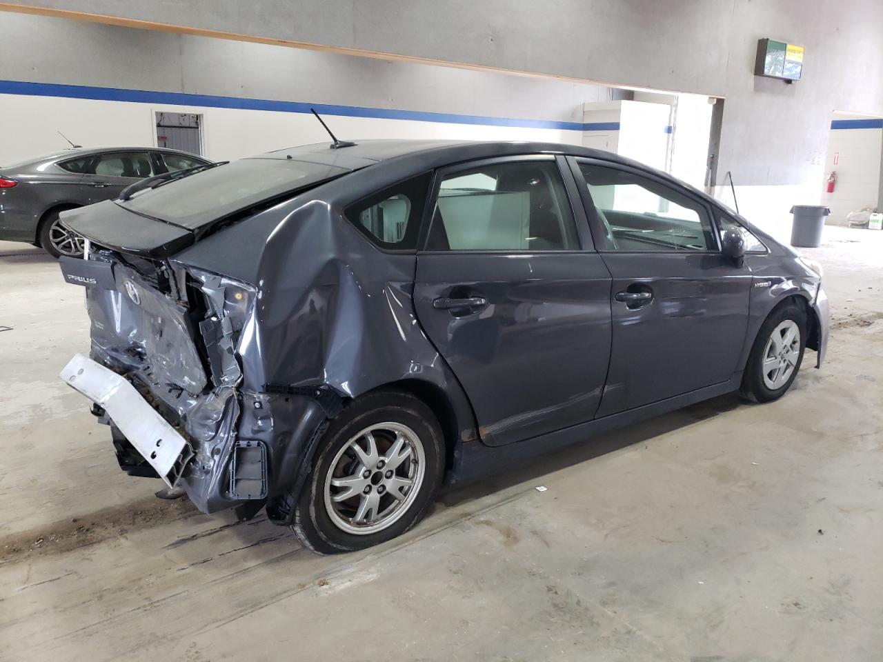 2011 Toyota Prius - Image 3