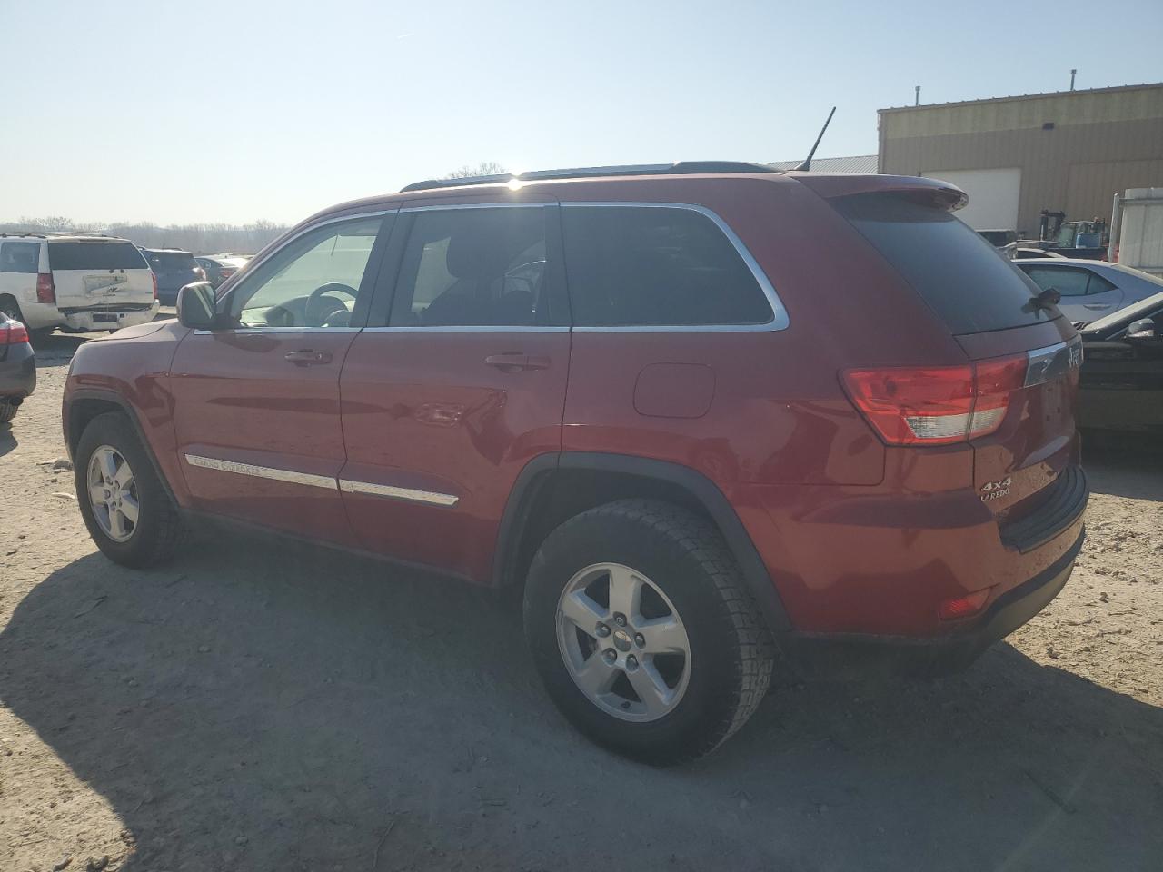 2011 Jeep Grand Cherokee - Image 2