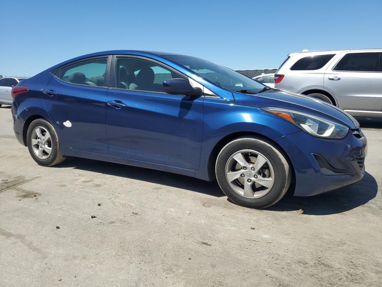 2015 Hyundai Elantra - Image 4
