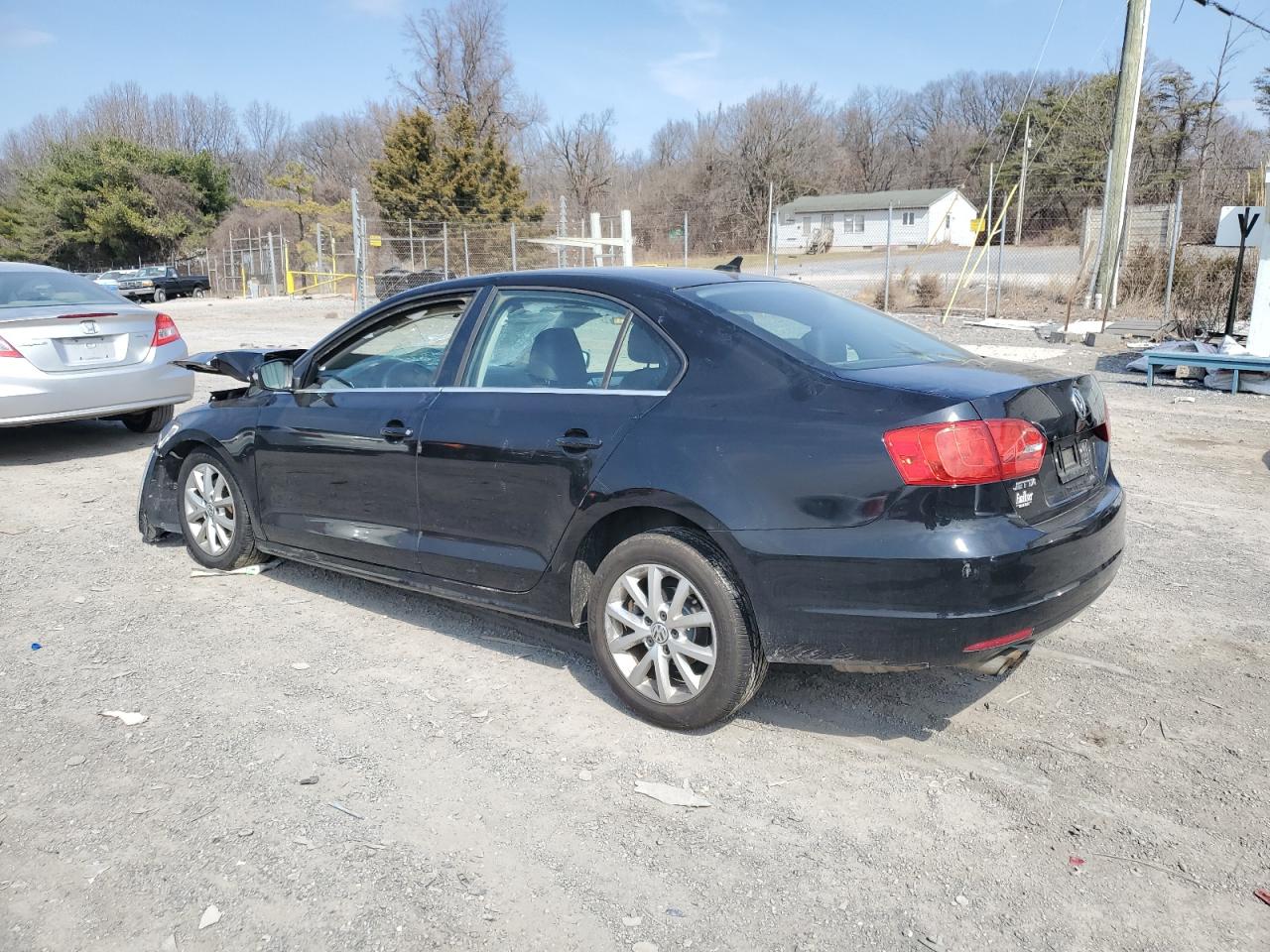 2014 Volkswagen Jetta - Image 2