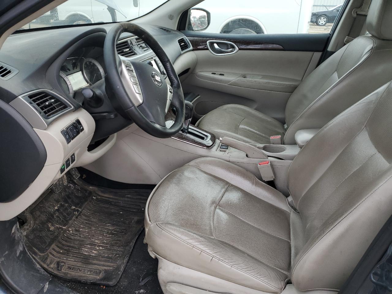 2015 Nissan Sentra - Image 7