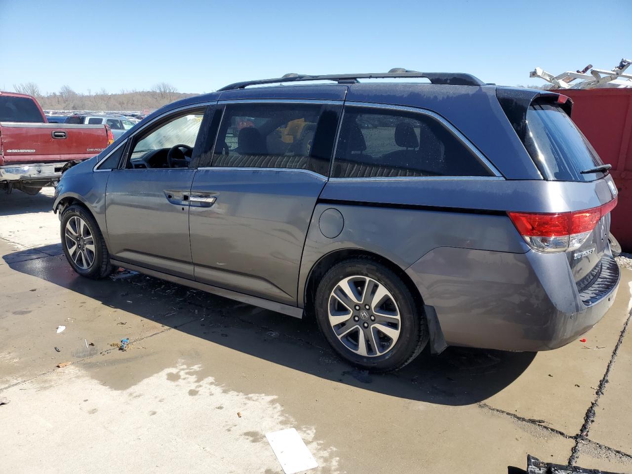 2014 Honda Odyssey - Image 2