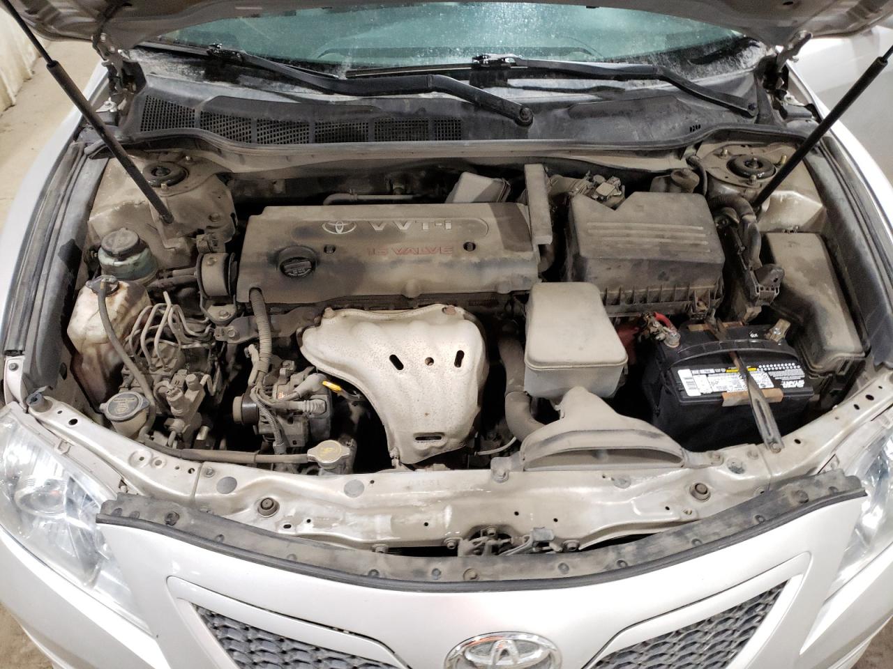 2009 Toyota Camry - Image 11