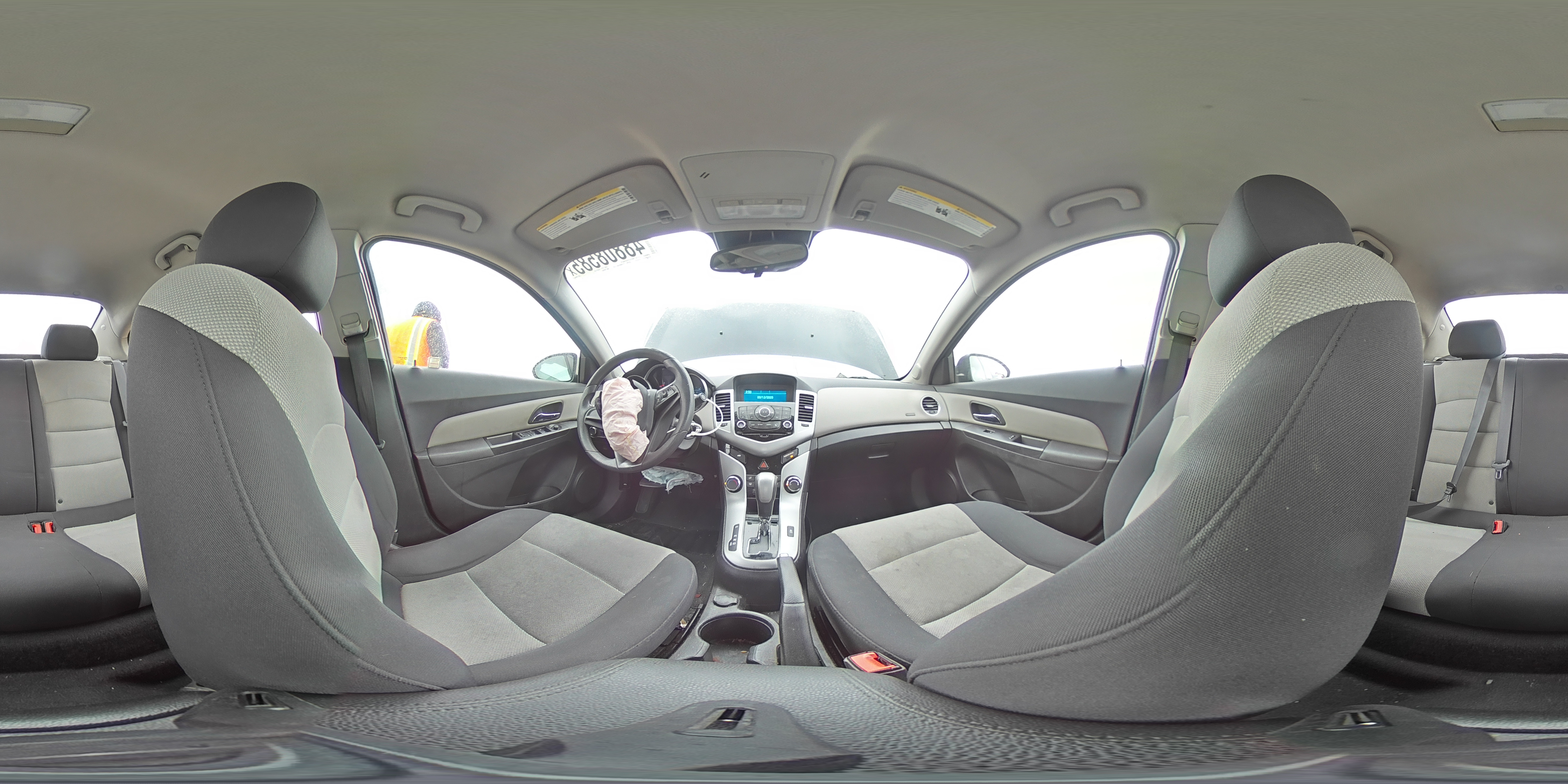 2015 Chevrolet Cruze - Image 13