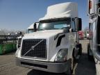 2016 Volvo Vn Semi Truck იყიდება Cahokia Heights-ში, IL - Normal Wear
