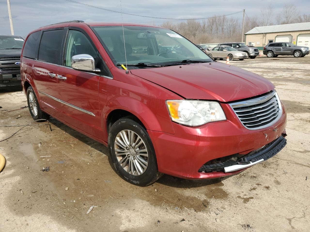 2014 Chrysler Town & Country - Image 4