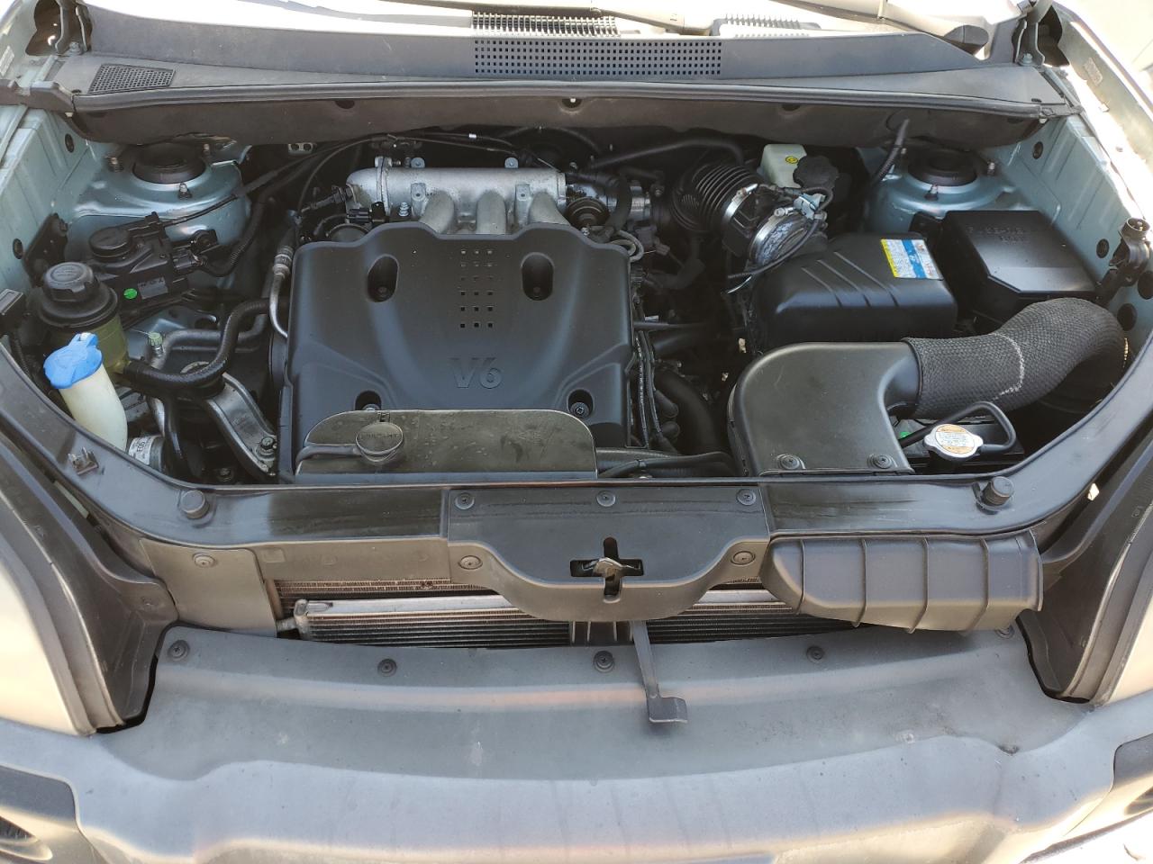 2009 Hyundai Tucson - Image 12