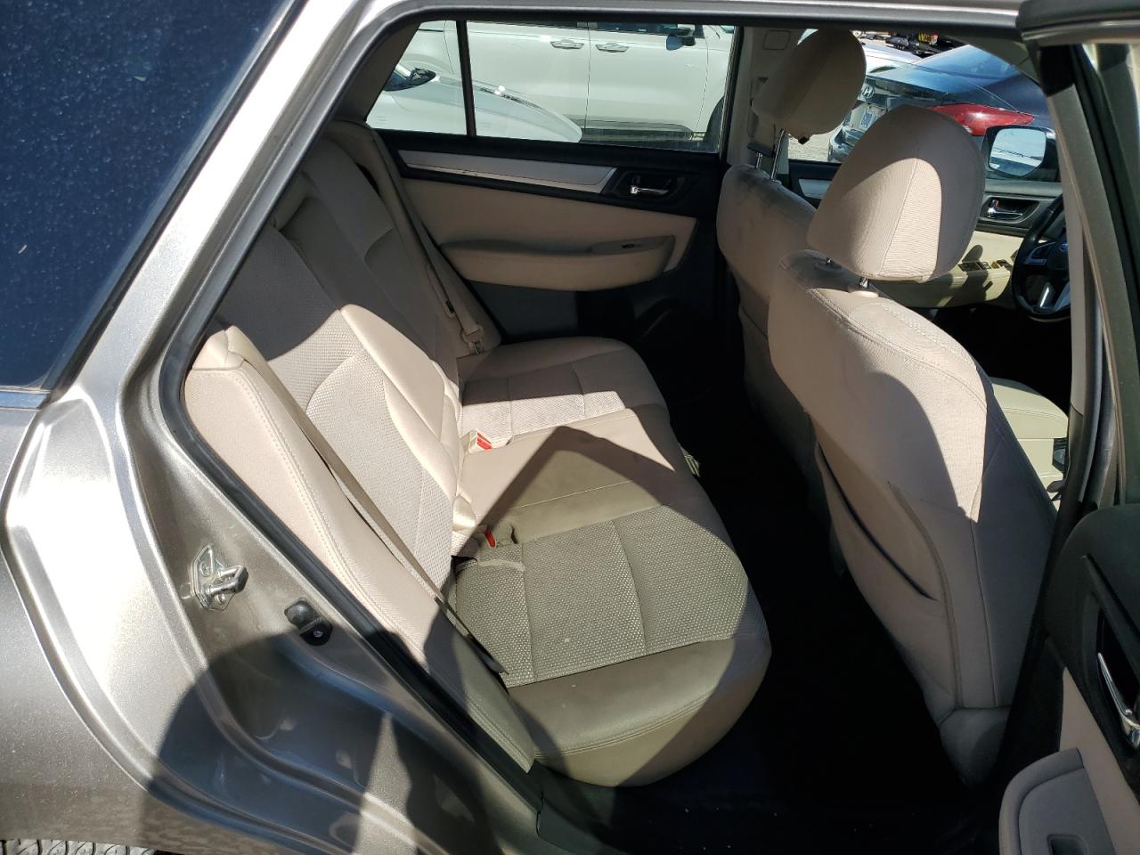 2015 Subaru Outback - Image 10