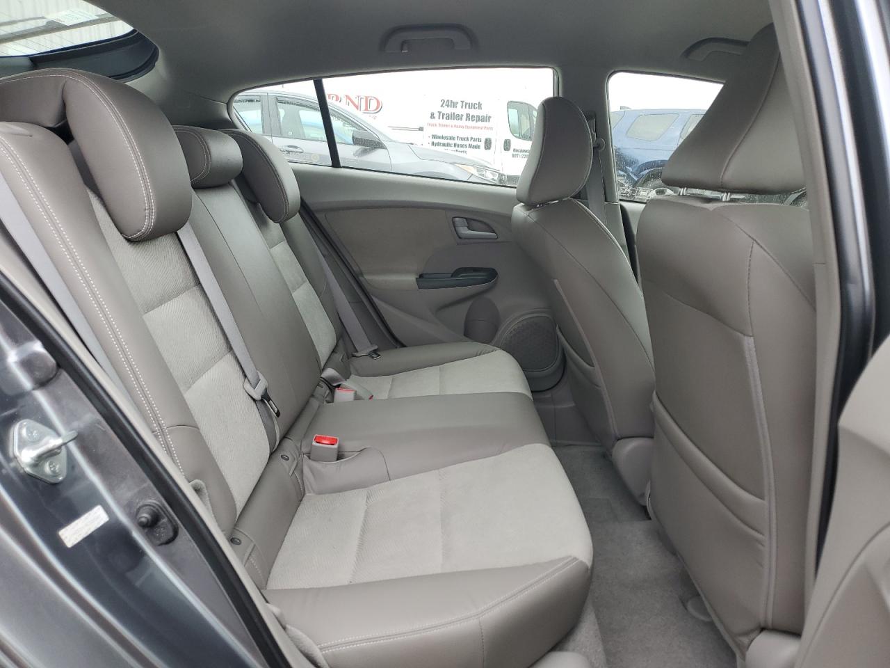 2012 Honda Insight - Image 10