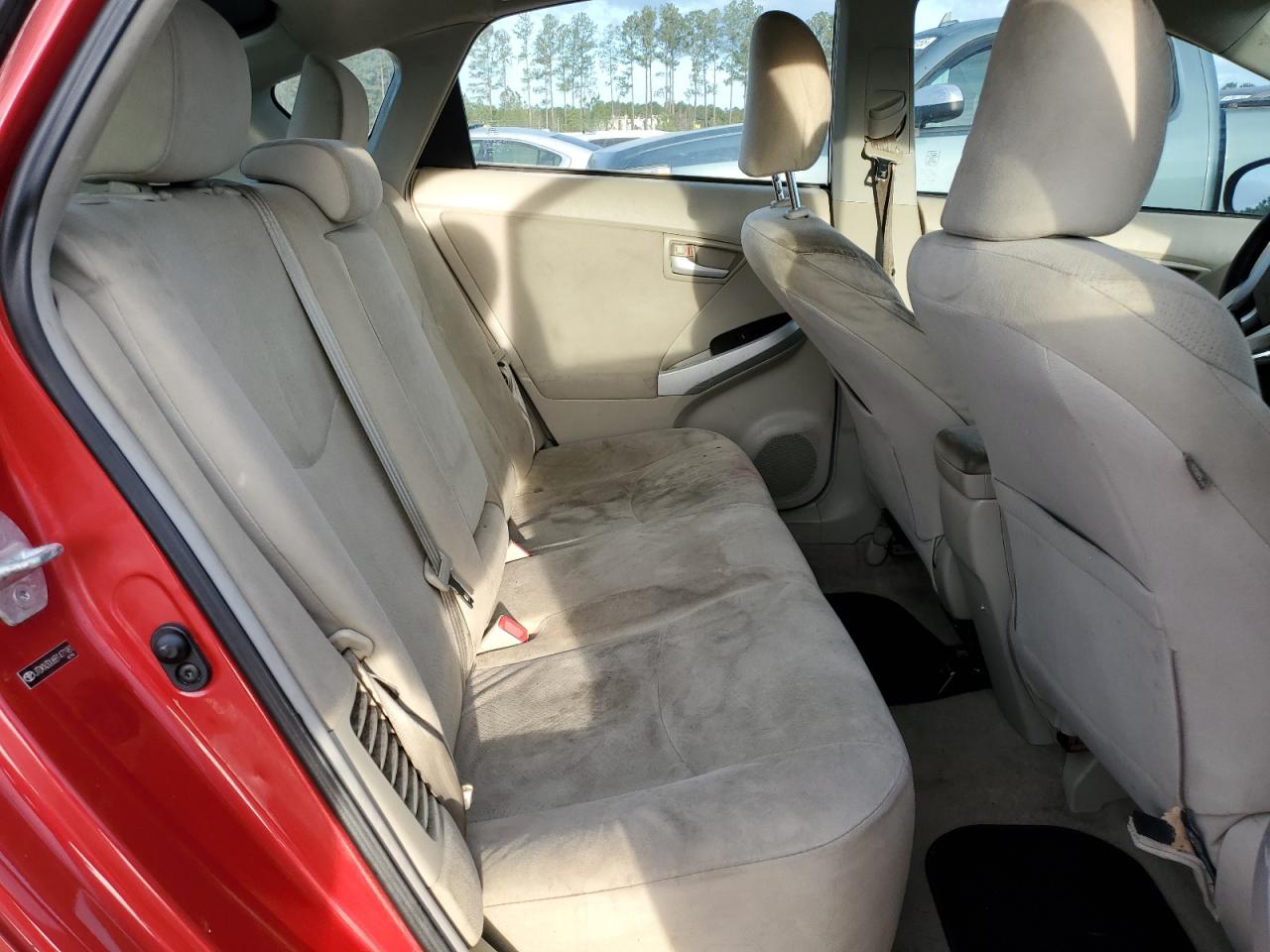 2011 Toyota Prius - Image 10