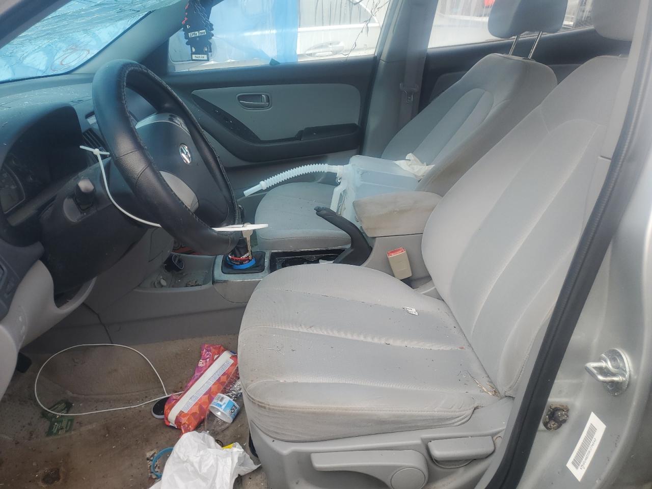 2008 Hyundai Elantra - Image 7