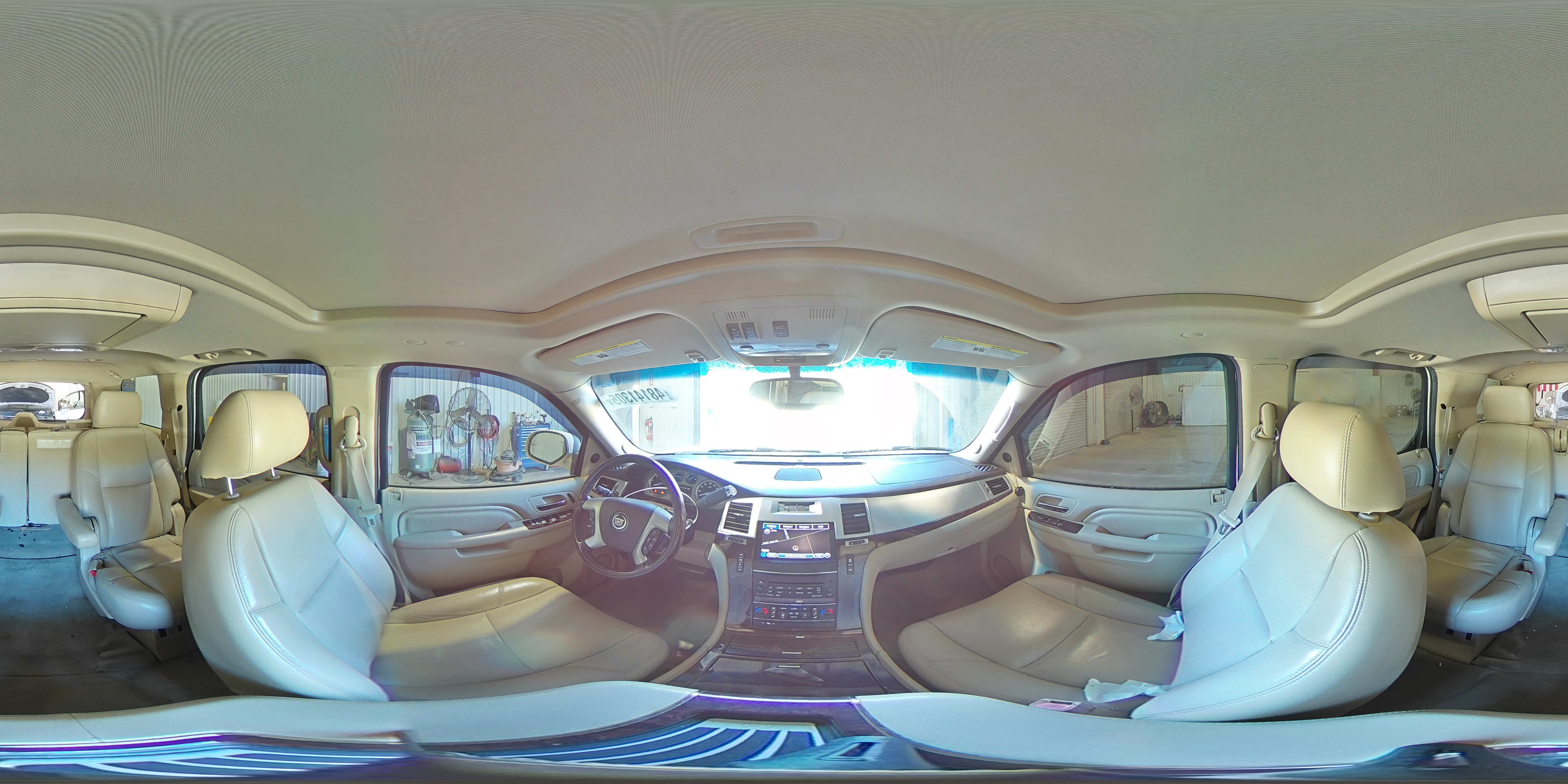 2014 Cadillac Escalade - Image 14