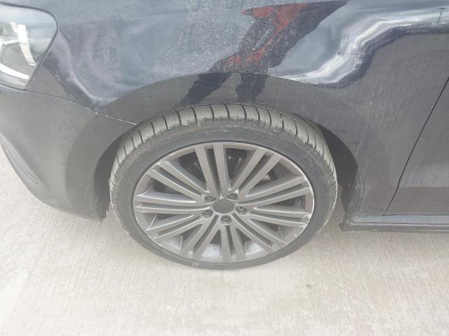 2015 VOLKSWAGEN POLO BLUEG