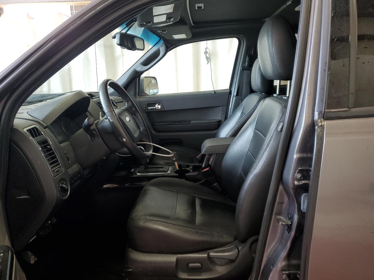 2011 Ford Escape - Image 7