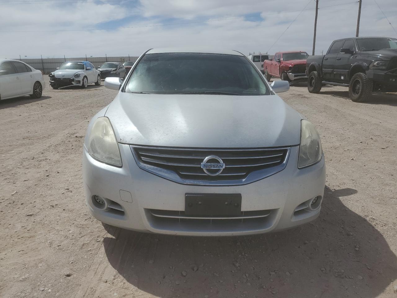 2012 Nissan Altima - Image 5