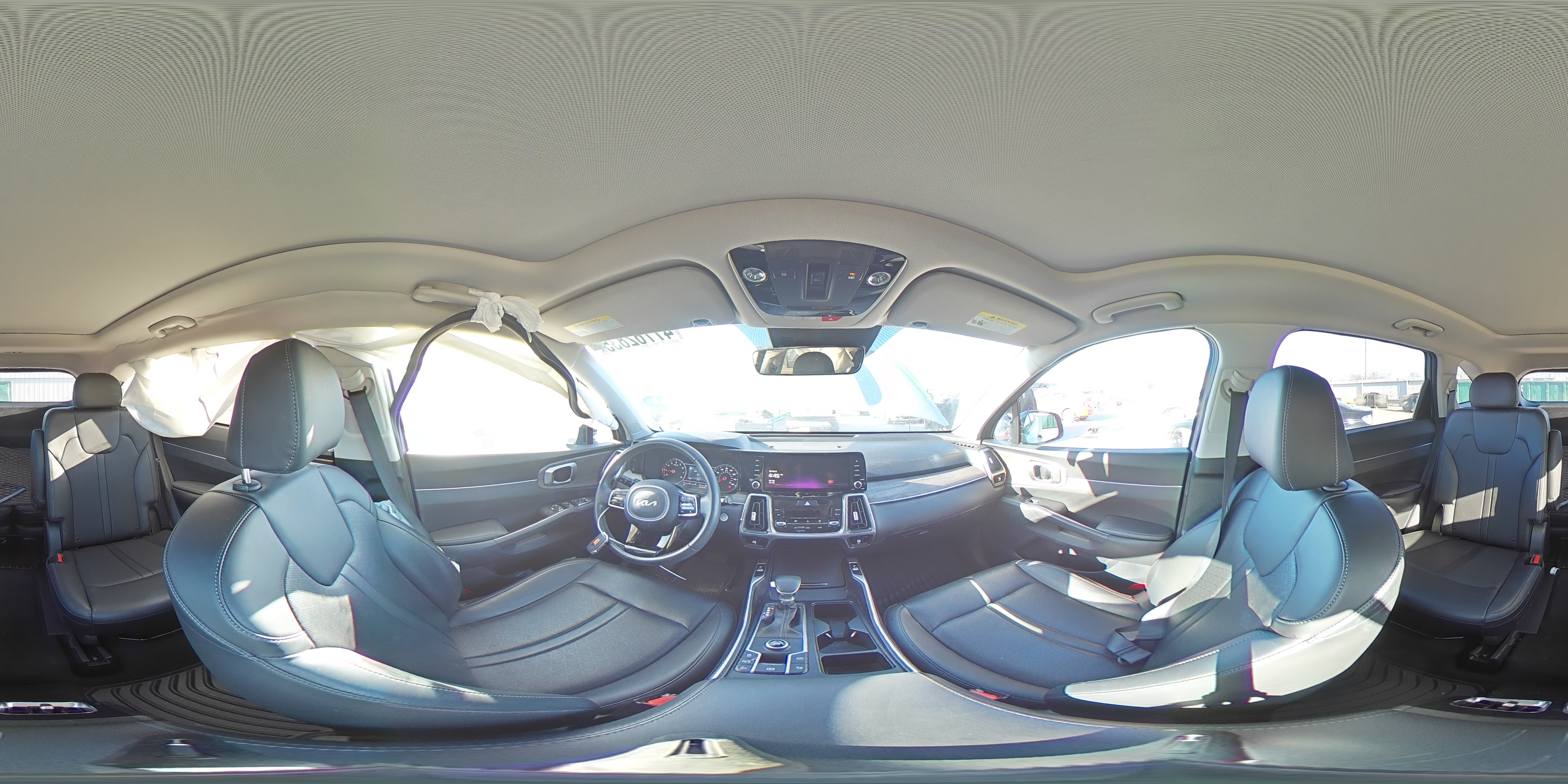 2023 Kia Sorento - Image 13