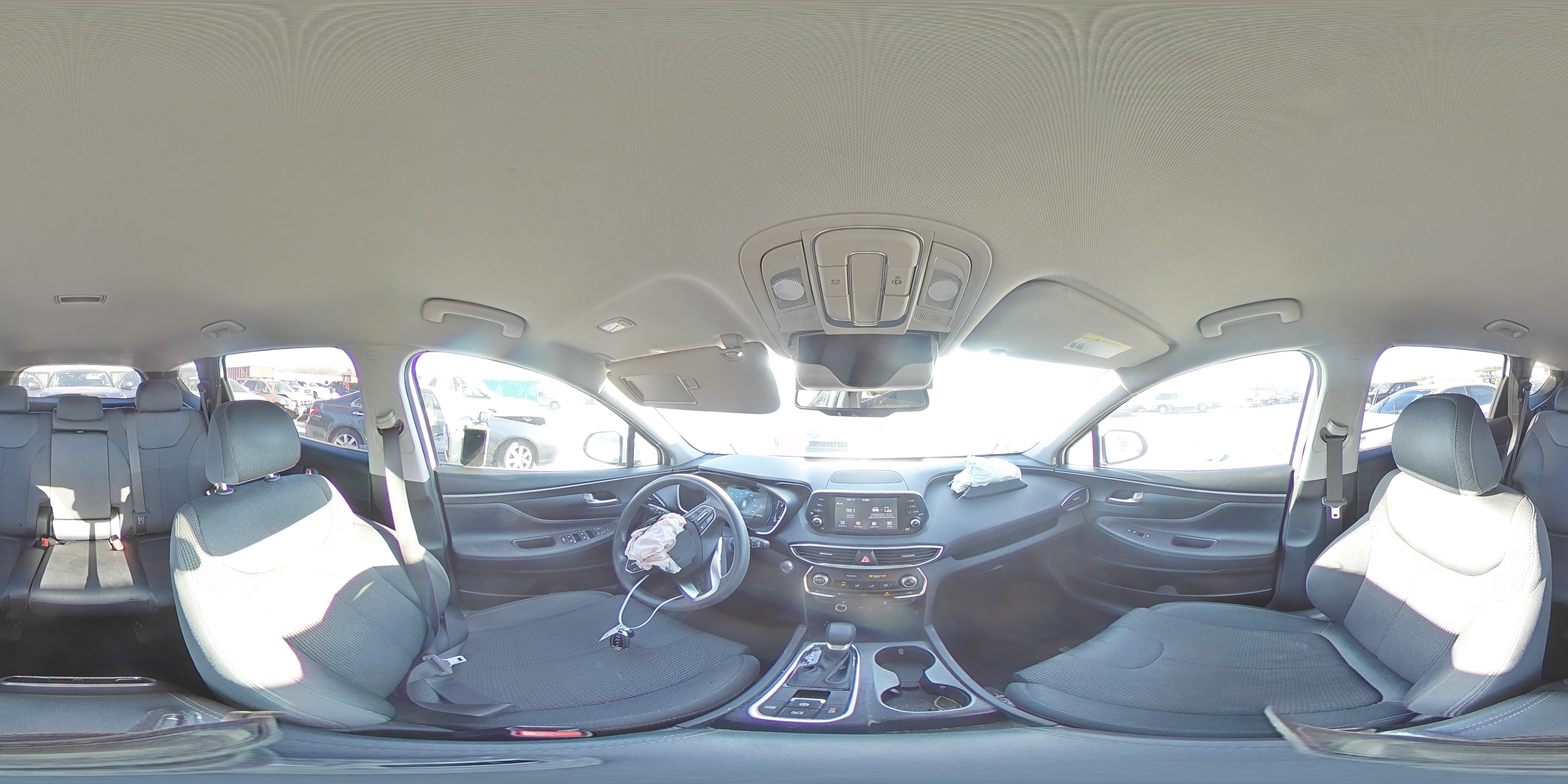 2019 Hyundai Santa Fe - Image 15