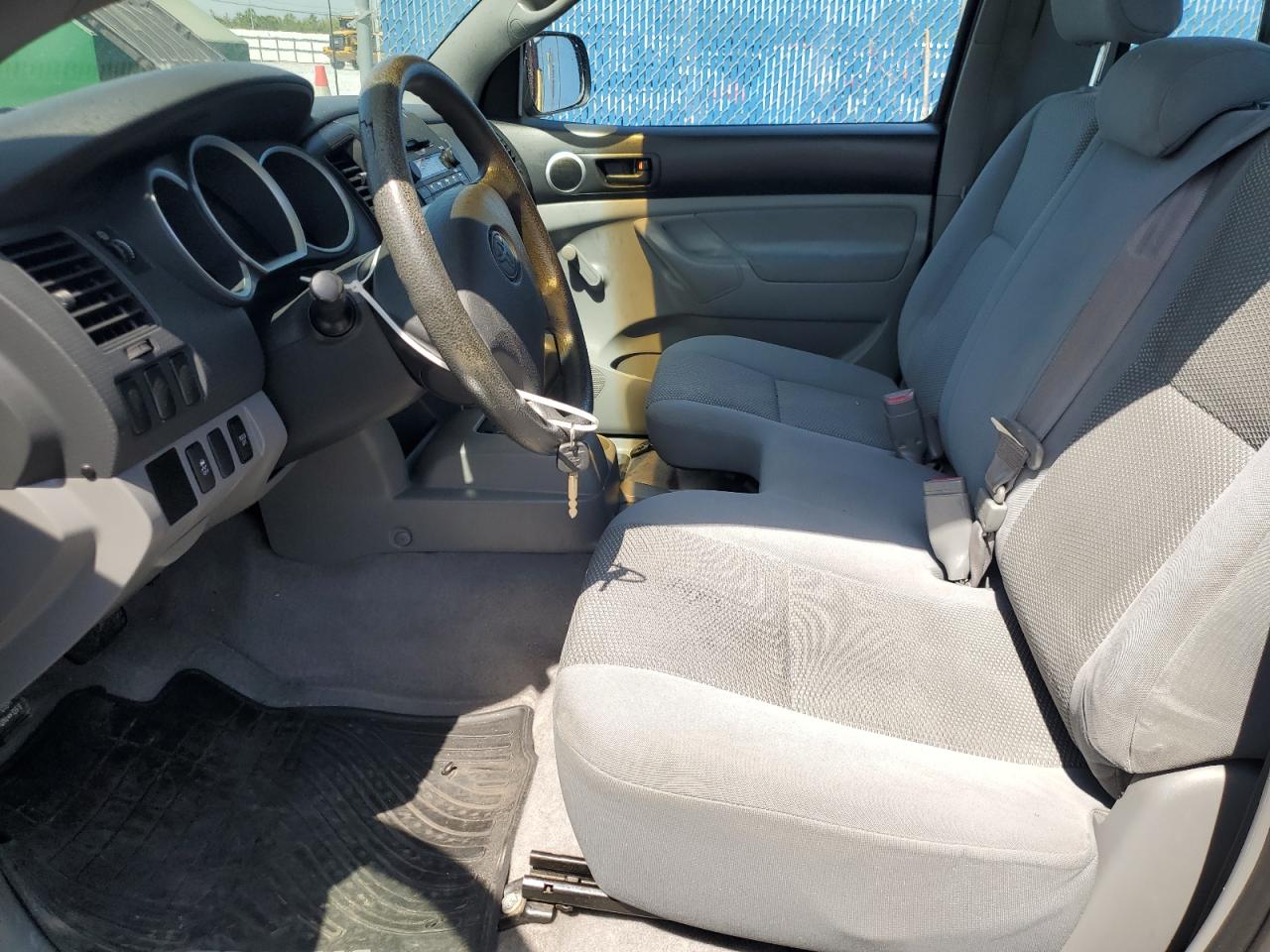 2009 Toyota Tacoma - Image 7