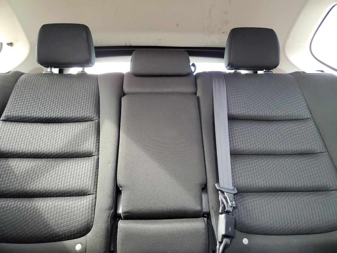 2015 Mazda CX-5 - Image 10