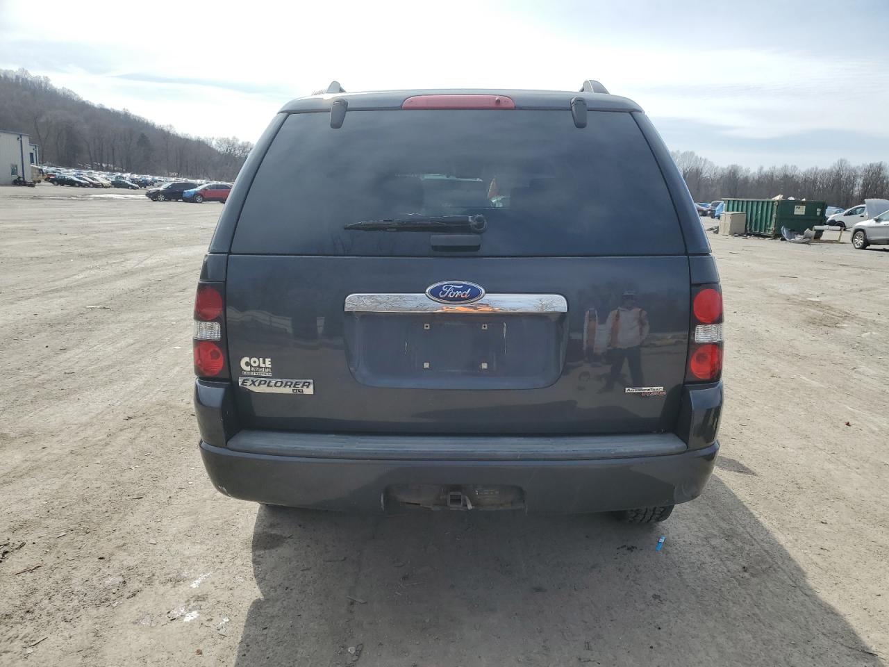 2007 Ford Explorer - Image 6
