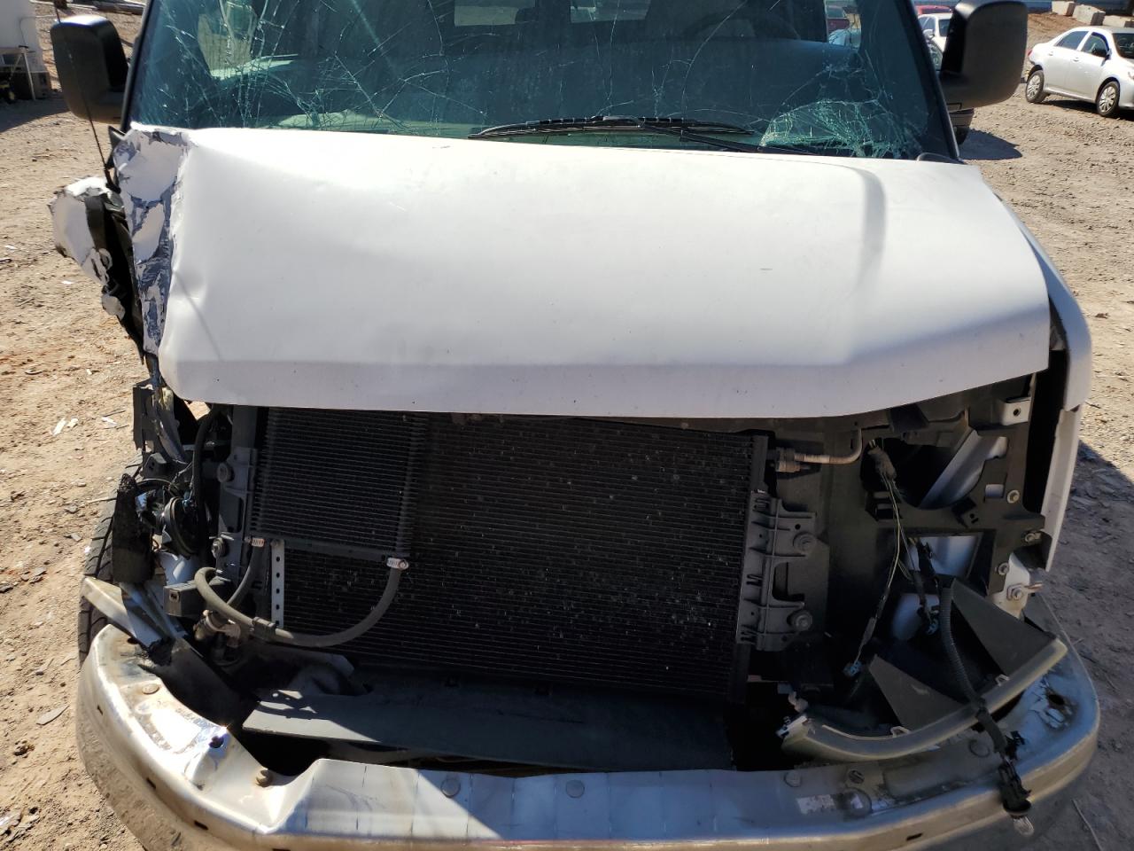 2009 Chevrolet Express - Image 14