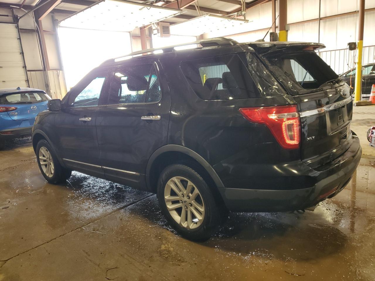 2014 Ford Explorer - Image 2