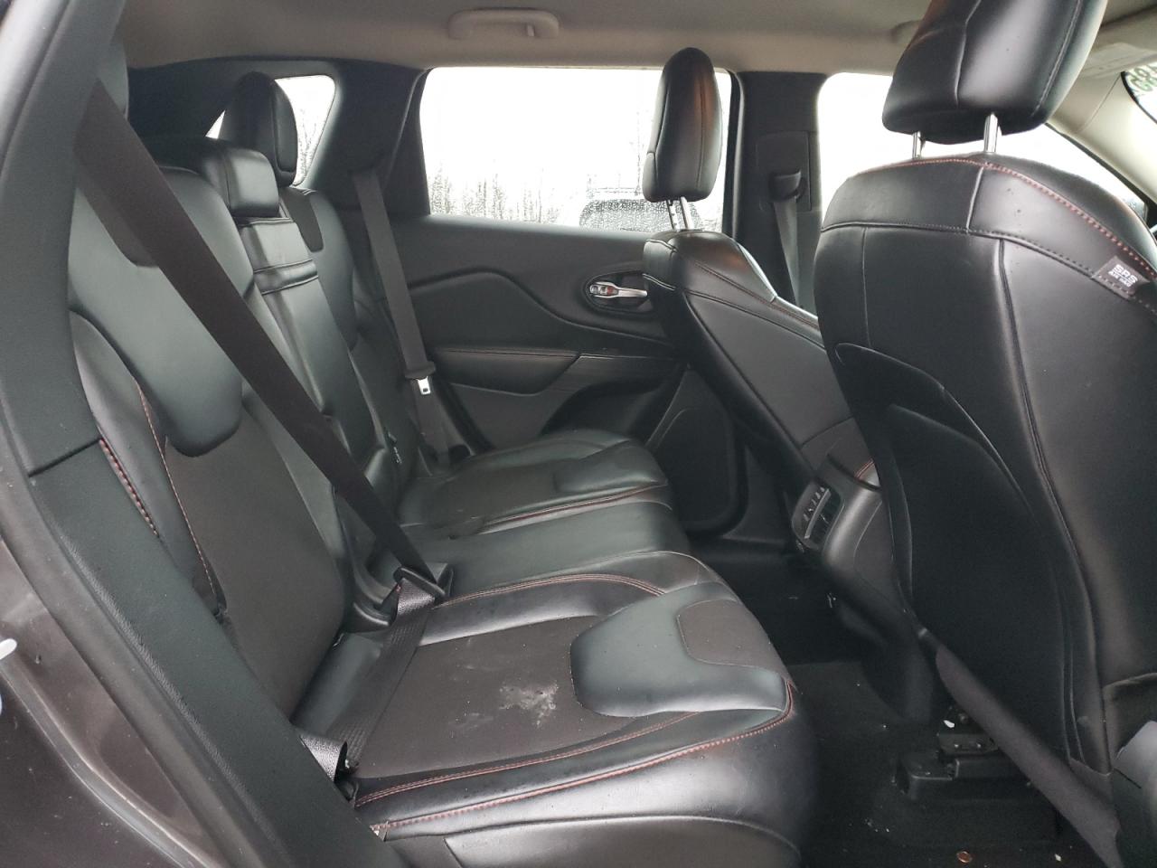 2014 Jeep Cherokee - Image 11