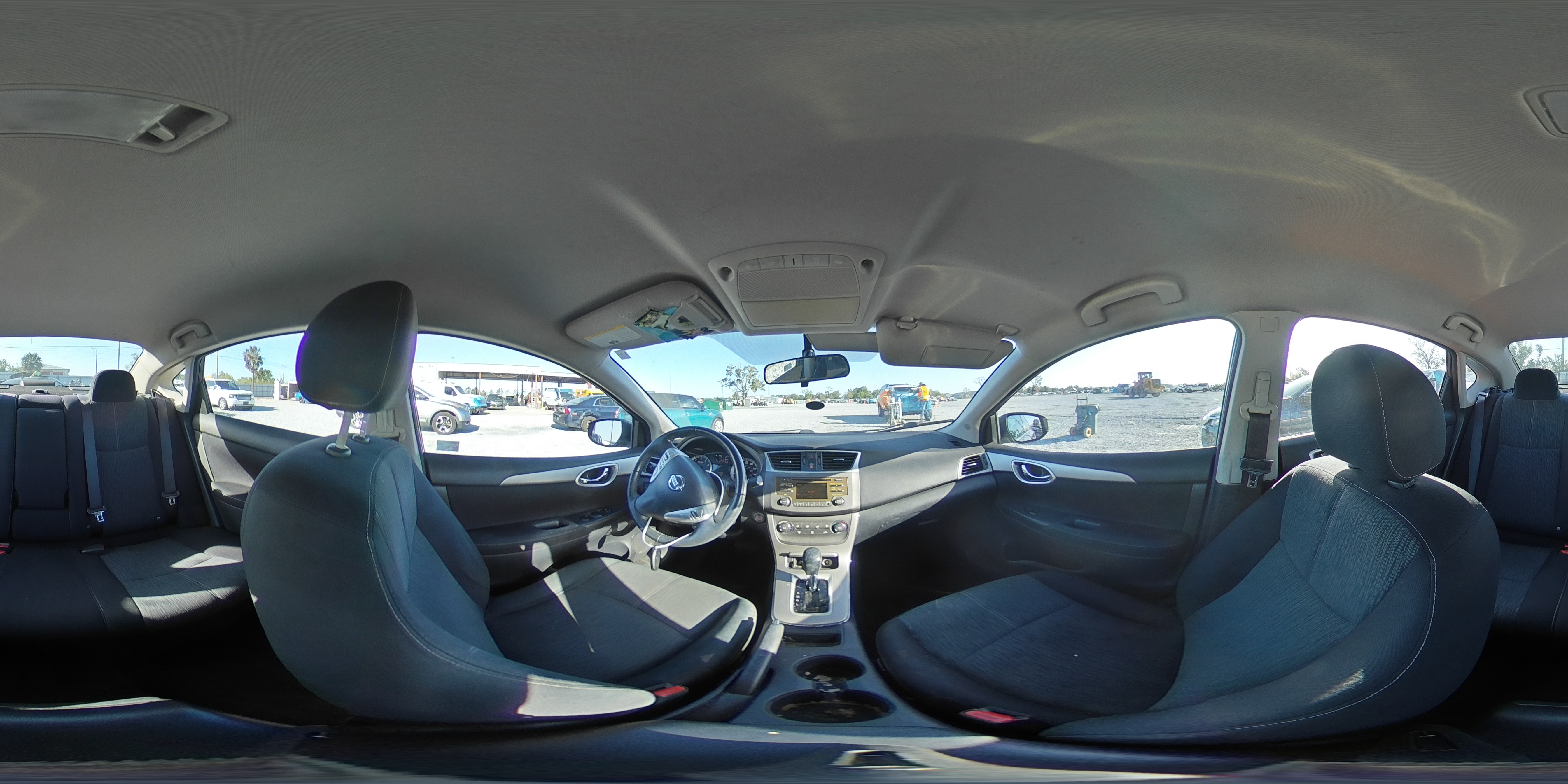 2014 Nissan Sentra - Image 13