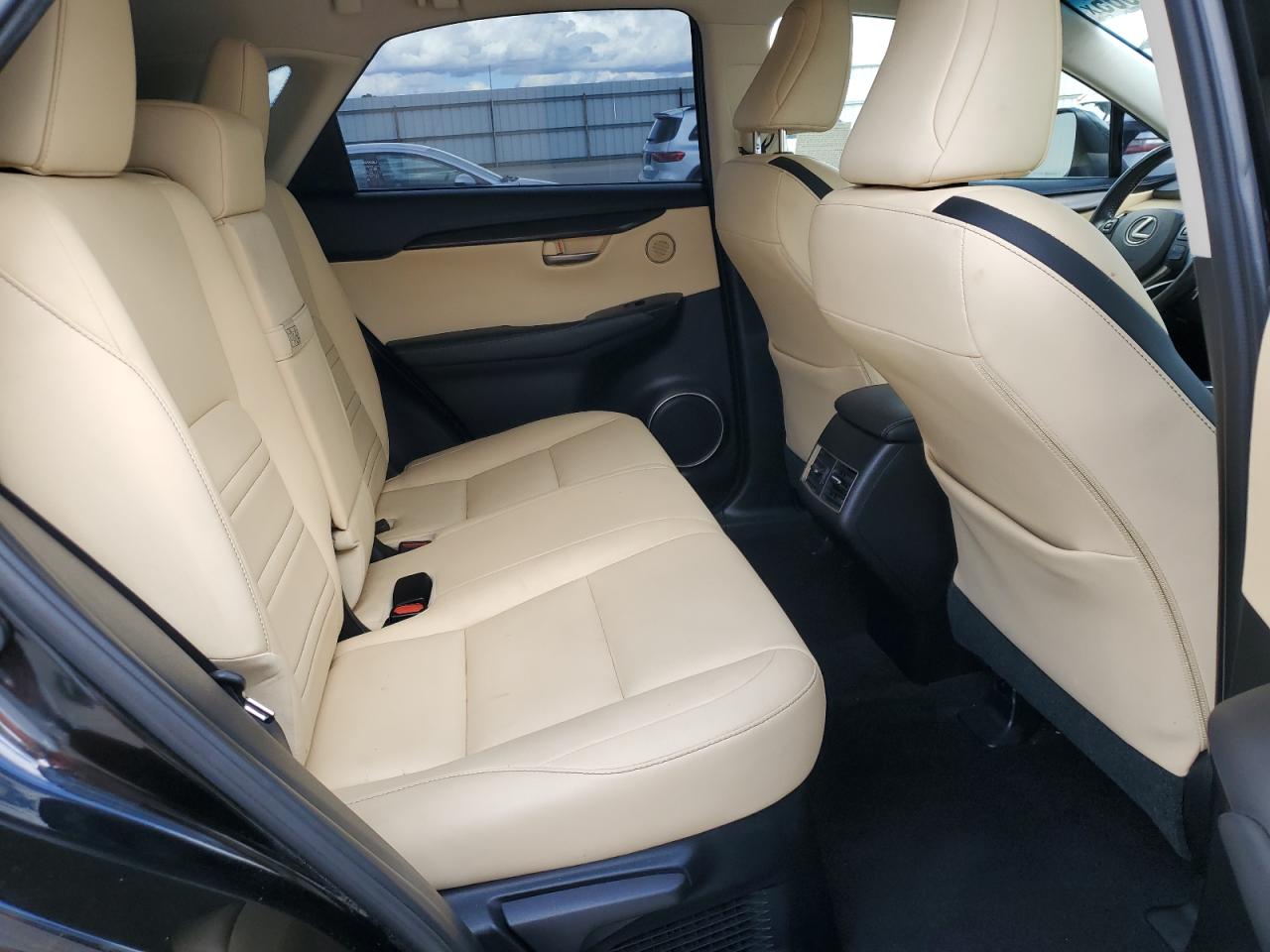 2016 Lexus NX - Image 11