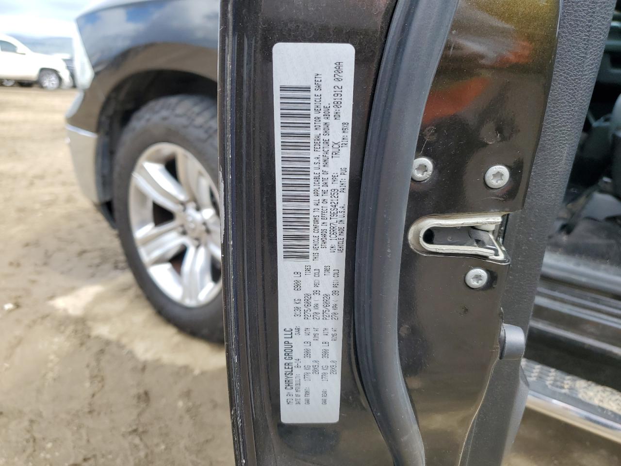 2014 RAM 1500 - Image 12