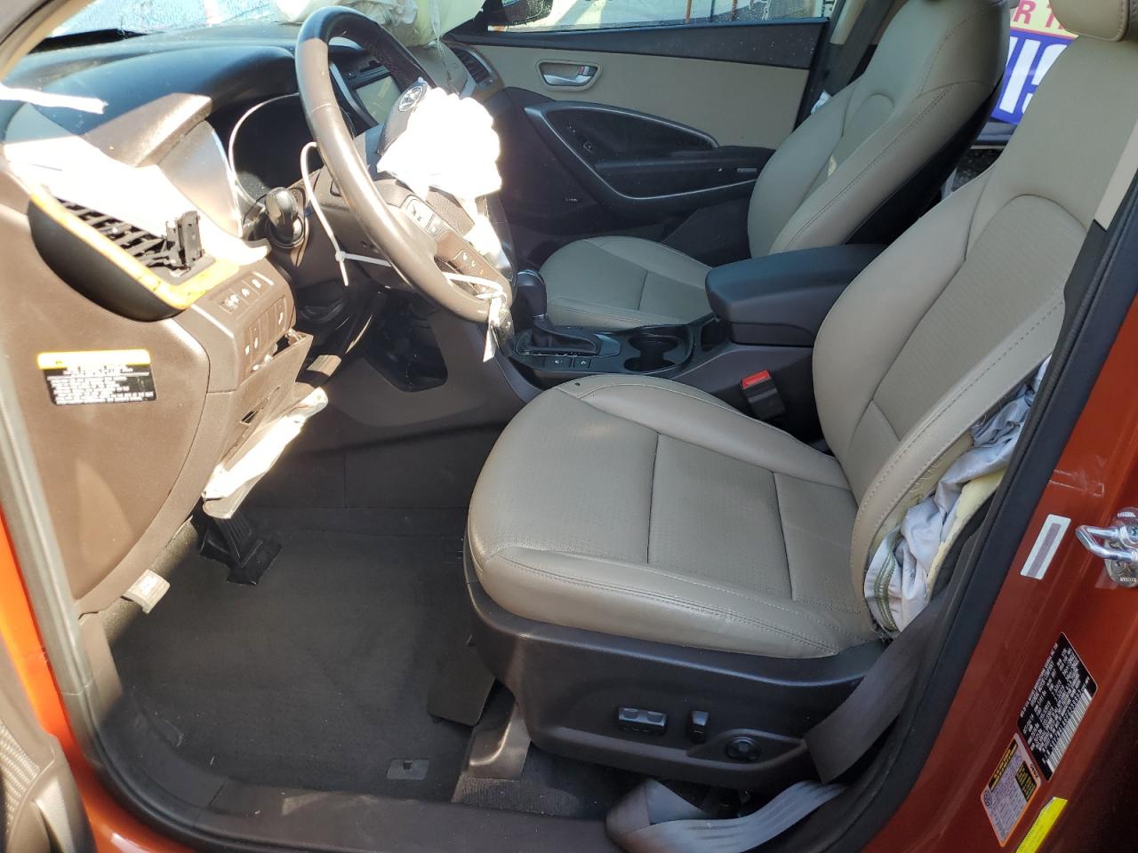 2015 Hyundai Santa Fe - Image 7