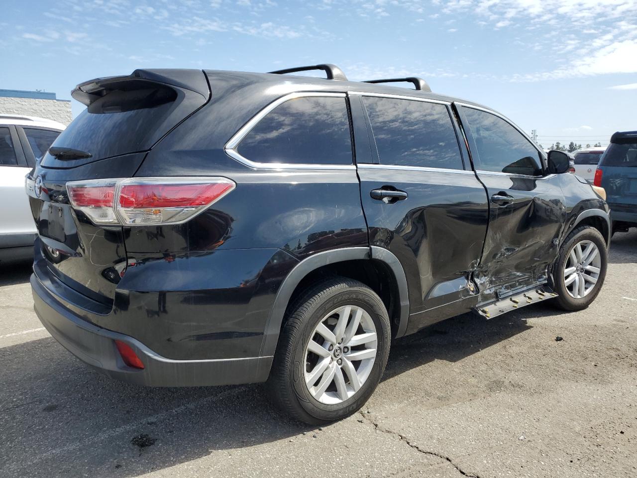 2016 Toyota Highlander - Image 3