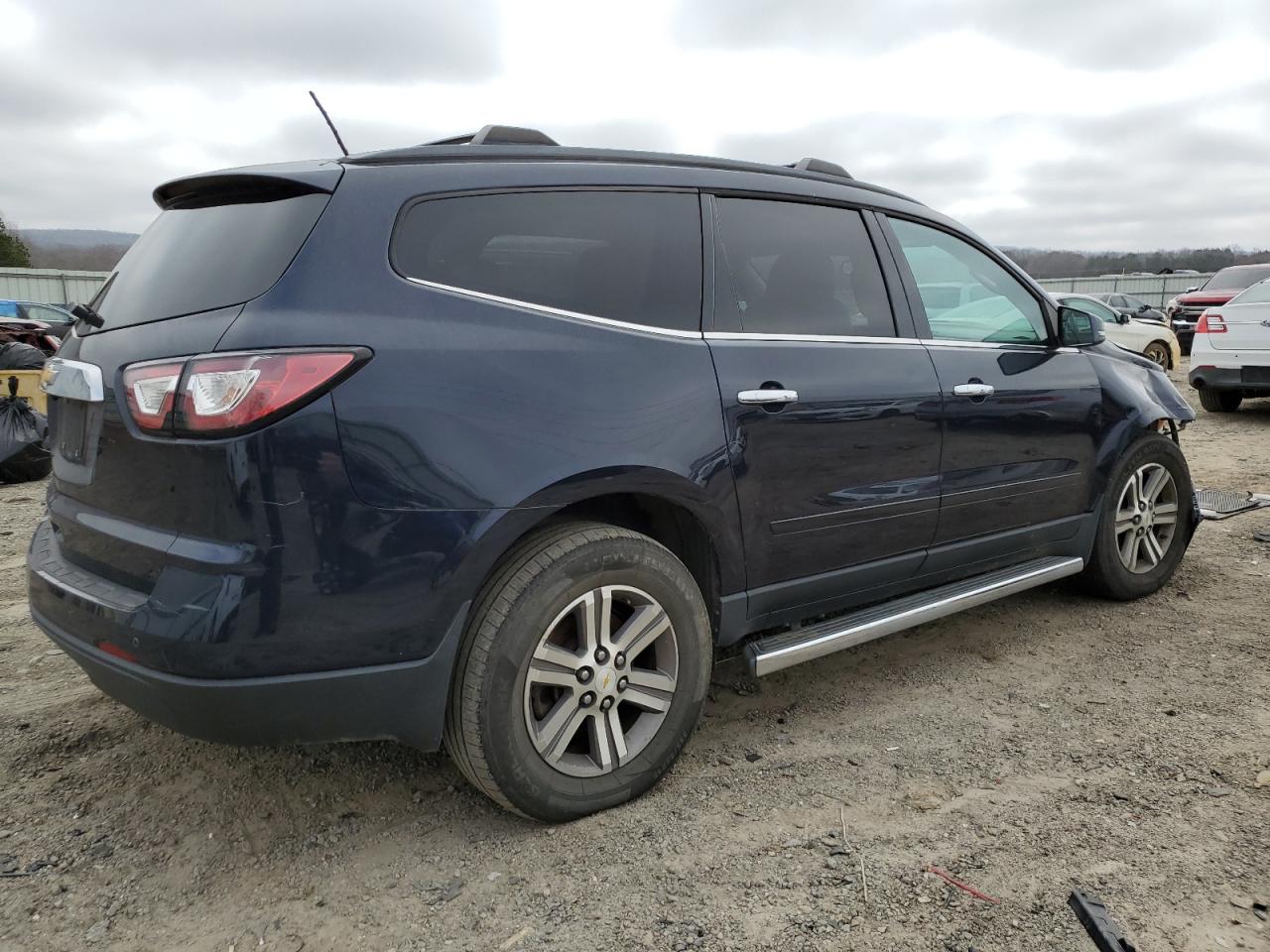 2015 Chevrolet Traverse - Image 3