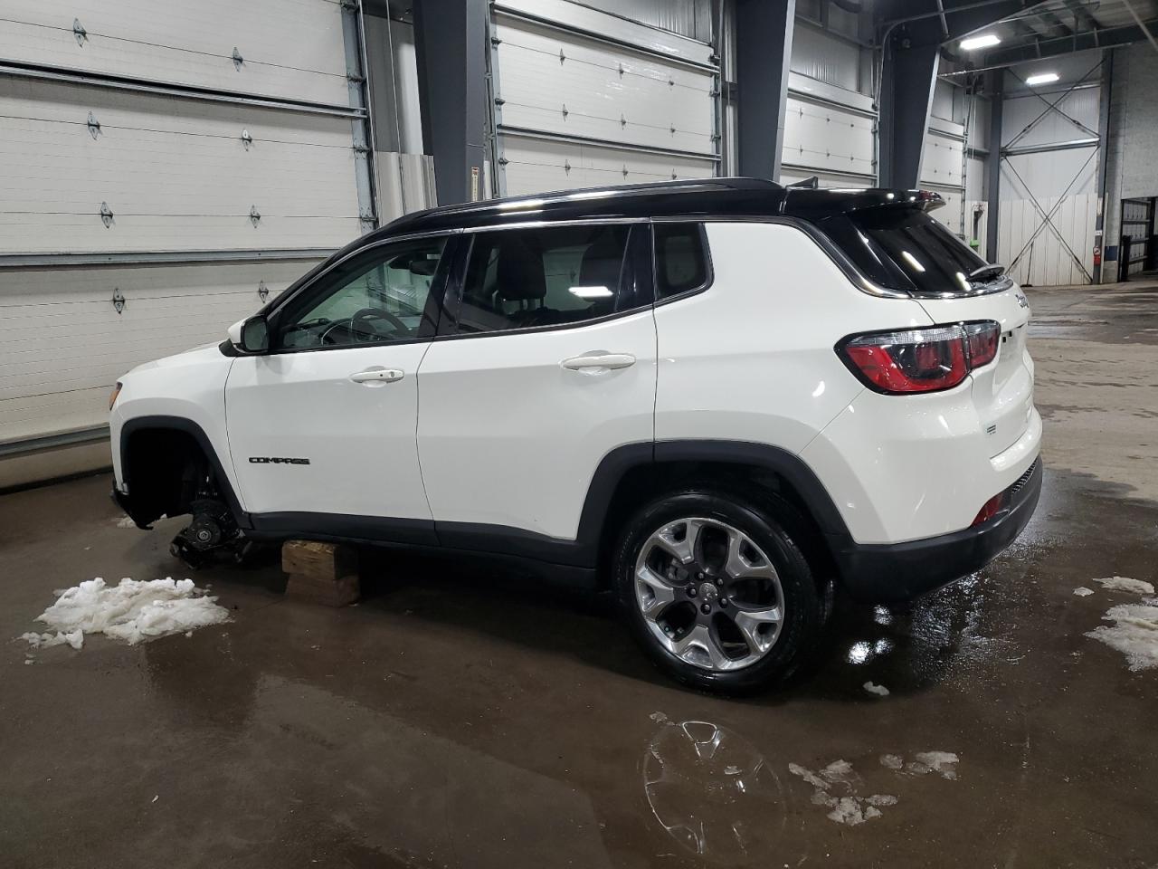 2019 Jeep Compass - Image 2