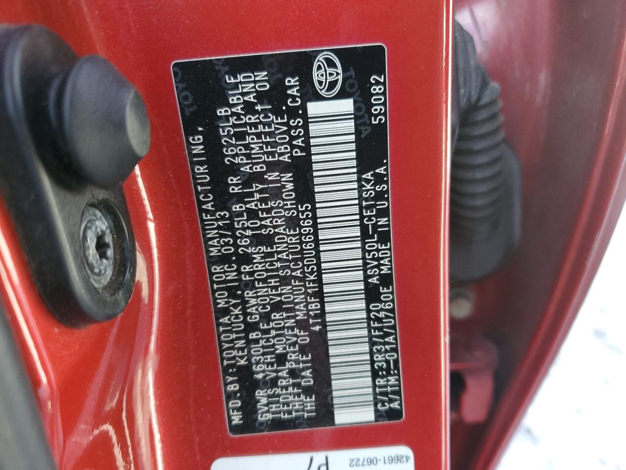 2013 Toyota Camry - Image 14