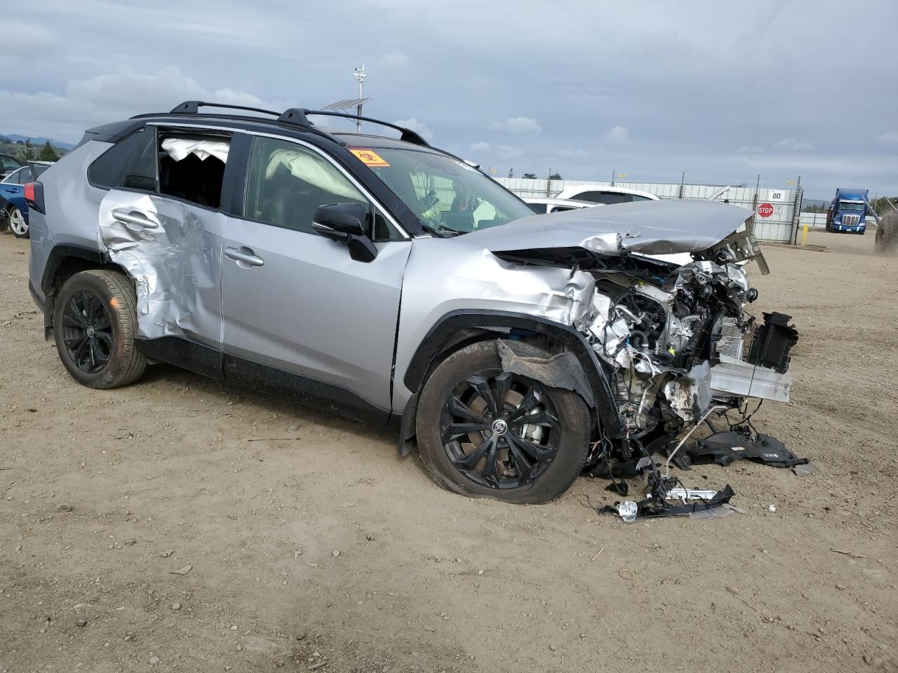 2024 Toyota RAV 4 - Image 4
