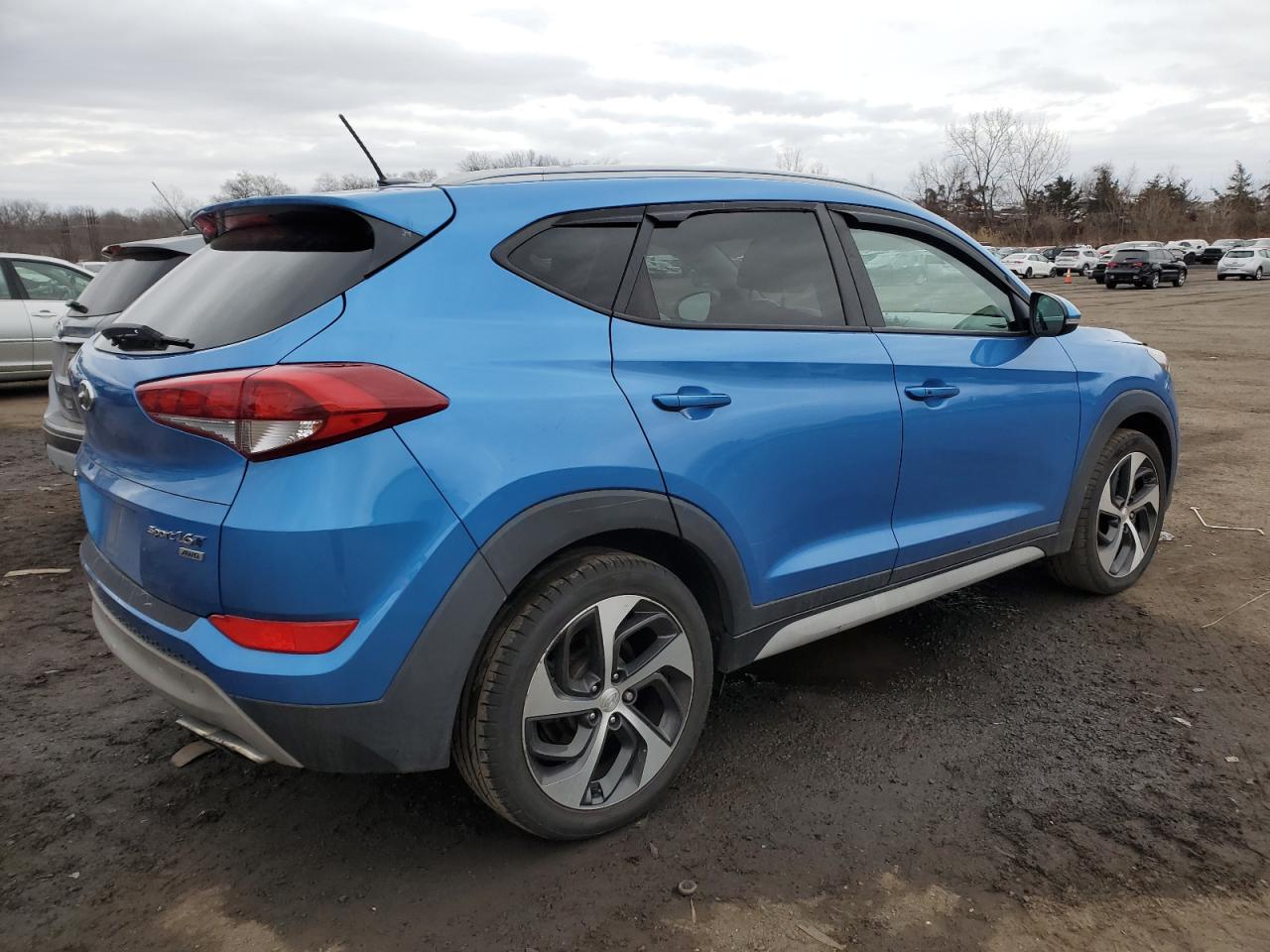 2017 Hyundai Tucson - Image 3