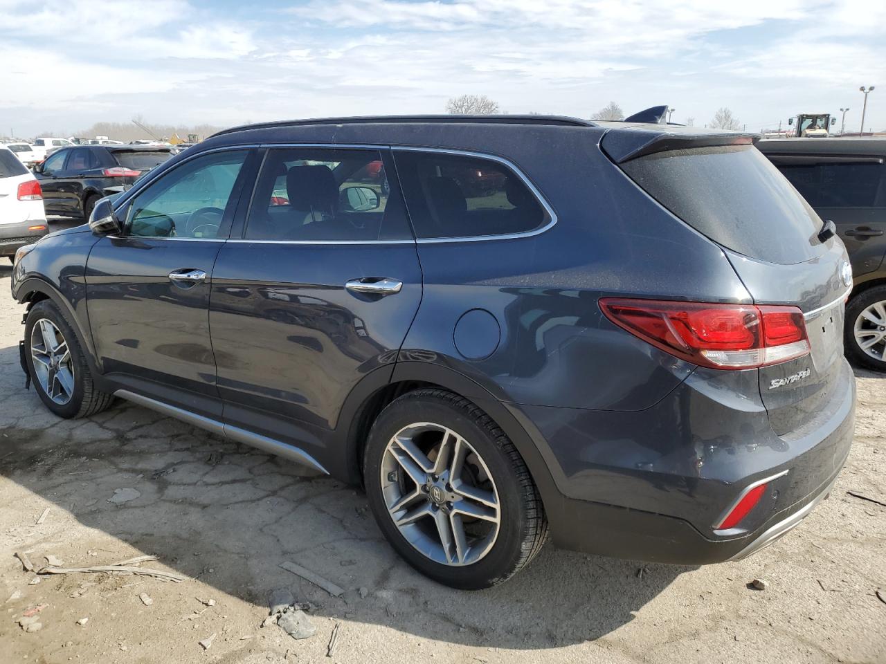 2017 Hyundai Santa Fe - Image 2