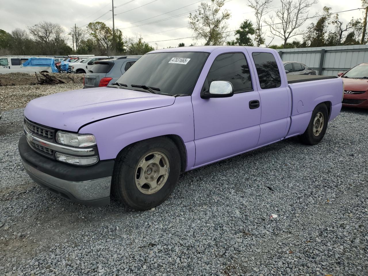 2001 Chevrolet Silverado - Image 1