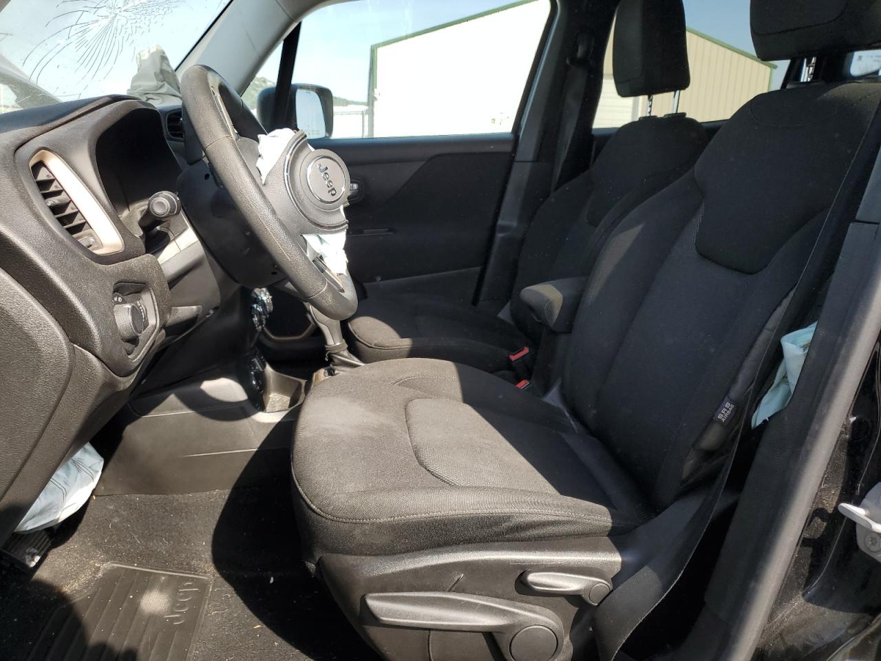 2017 Jeep Renegade - Image 7
